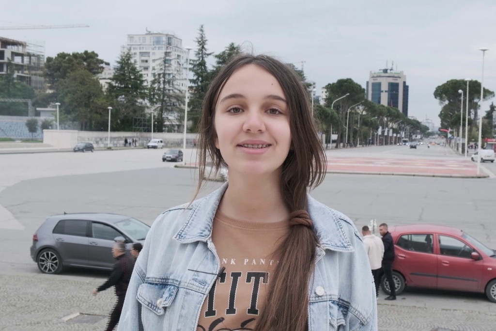 Portrait d'enfant : Erla en Albanie