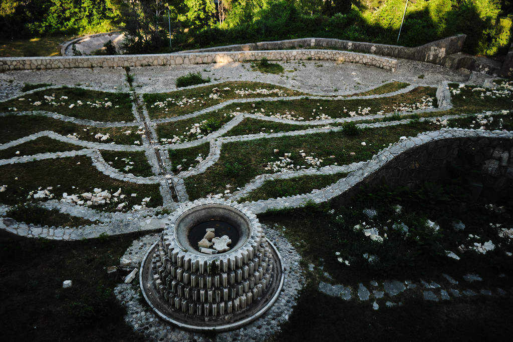 Le cimetière des Partisans de Mostar vandalisé